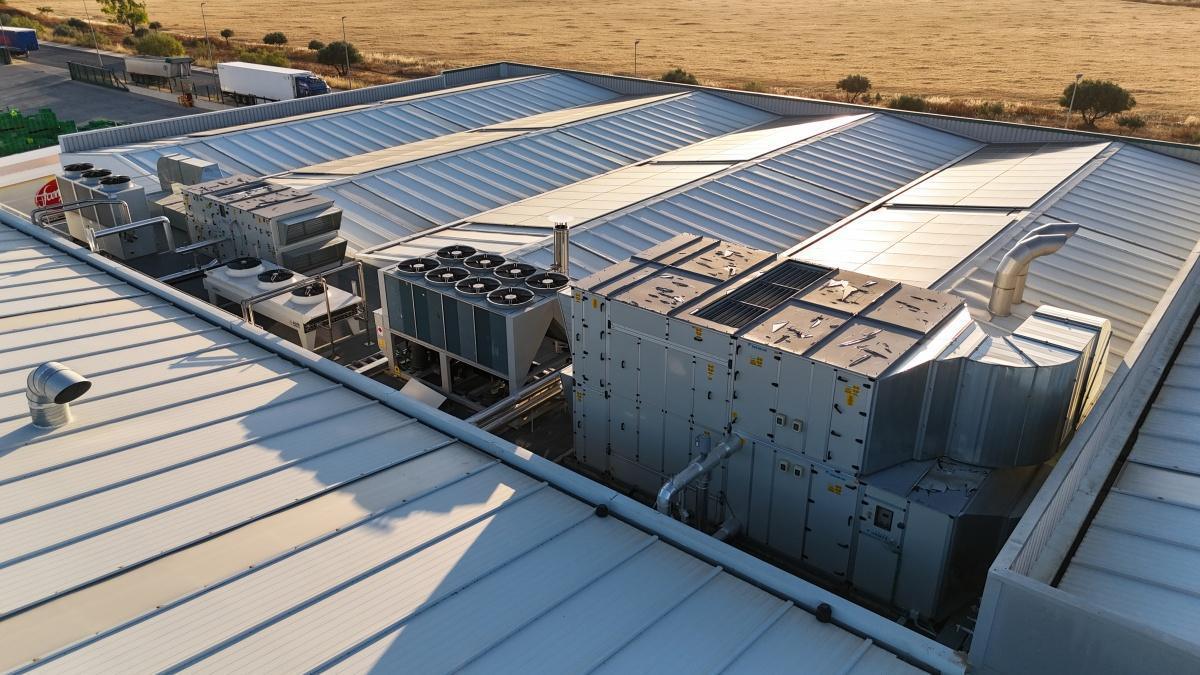 Planta para diseño, mezcla y envasado de productos bioestimulantes y de biocontrol para la agricultura Planta para diseño, mezcla y envasado de productos bioestimulantes y de biocontrol para la agricultura