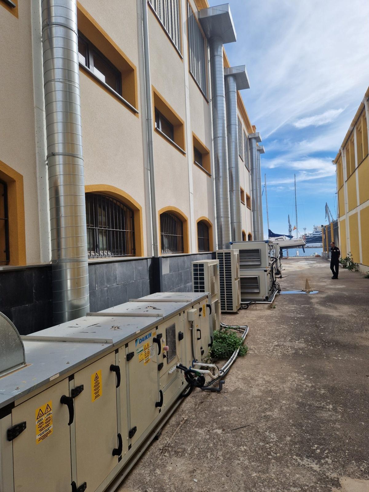 Rehabilitación y Adaptación del Antiguo Pañol de la Comisión Naval de Regatas Rehabilitación y Adaptación del Antiguo Pañol de la Comisión Naval de Regatas