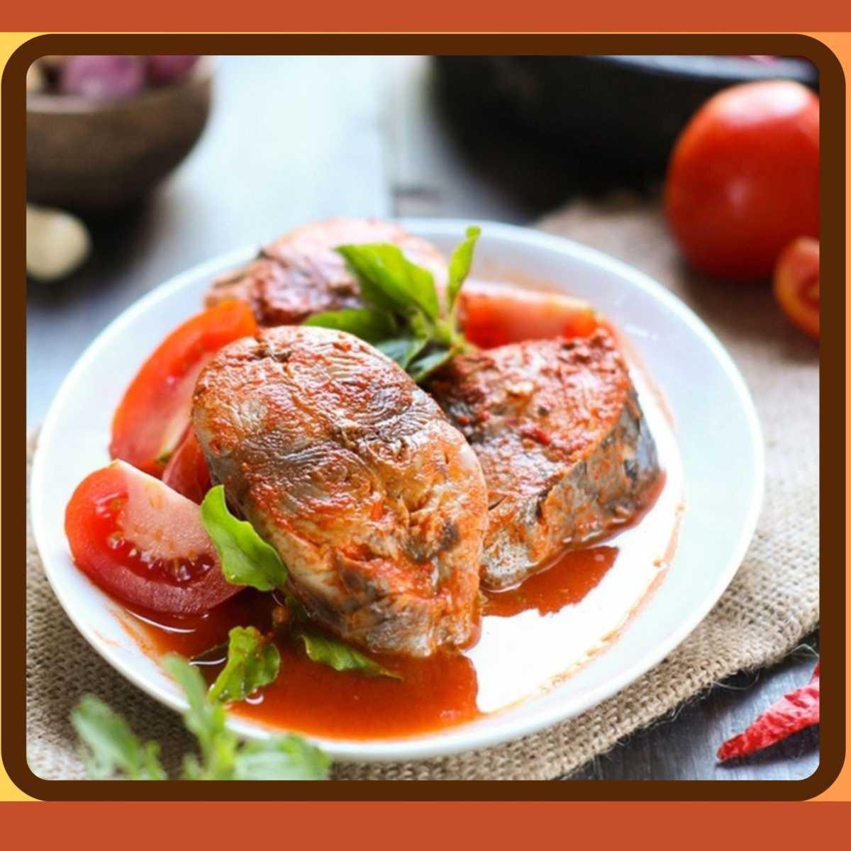 Spicy and sour fish Gulai ( Curry ) Spicy and sour fish Gulai ( Curry )