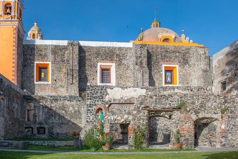 🏛️ 500 Años de Fe: La Fascinante Historia de la Llegada Franciscana a San Andrés Cholula