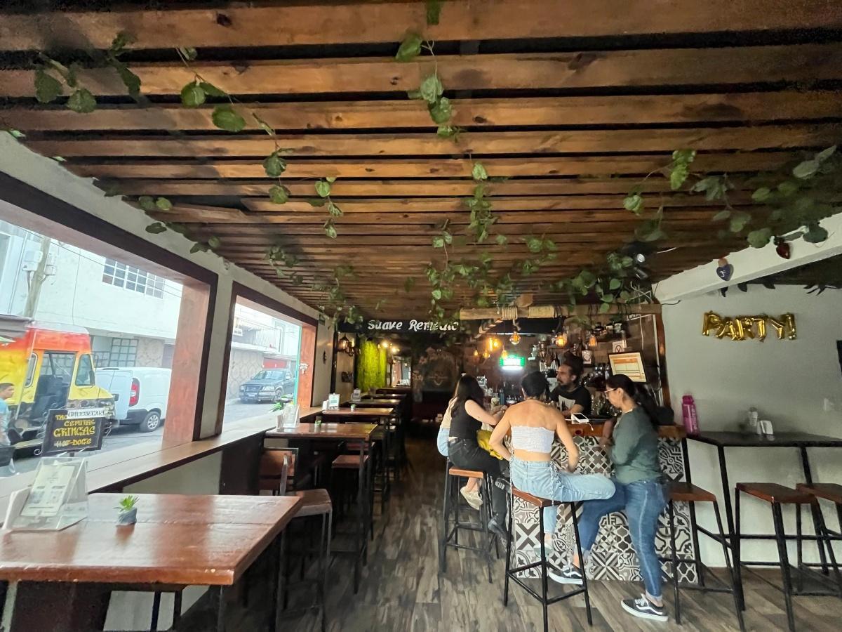 🥃✨ Suave Remedio – Mezcalería & Coctelería Artesanal en Cholula 🥃✨ Suave Remedio – Mezcalería & Coctelería Artesanal en Cholula