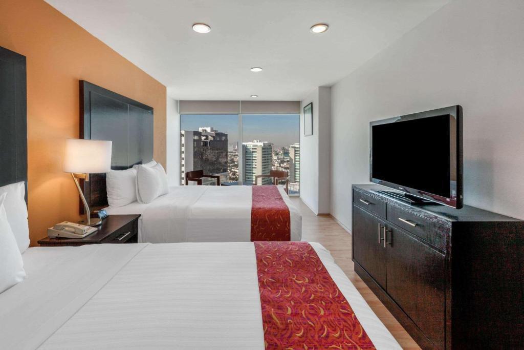 🏨Hotel La Quinta Inn & Suites Puebla Palmas 🏨Hotel La Quinta Inn & Suites Puebla Palmas