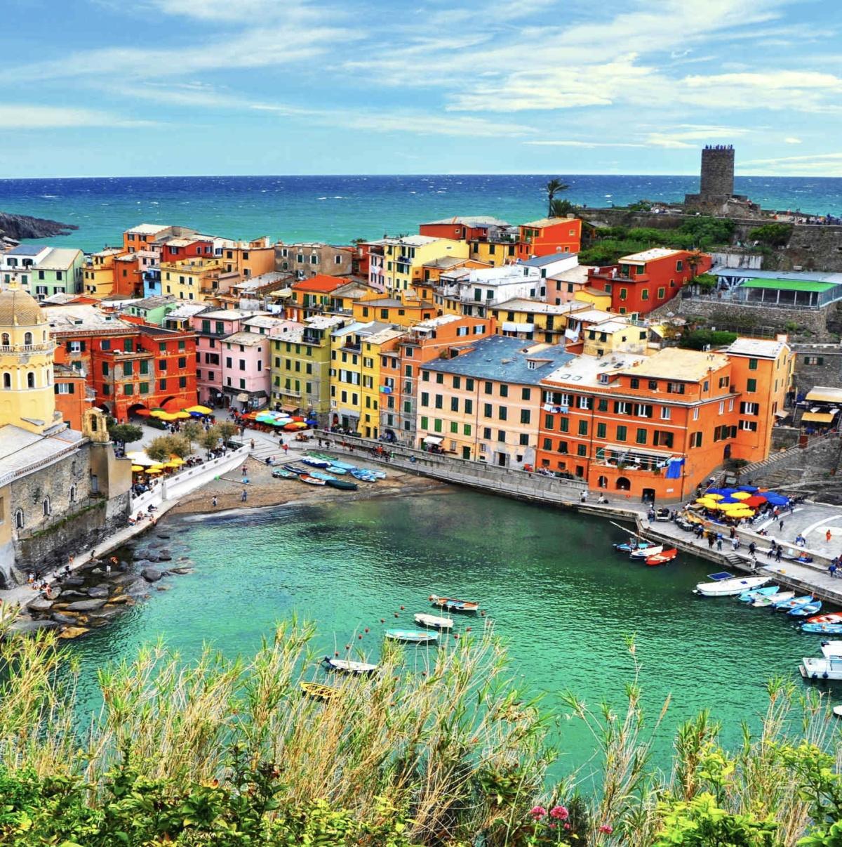 Avoid those Cinque crowds Avoid those Cinque crowds