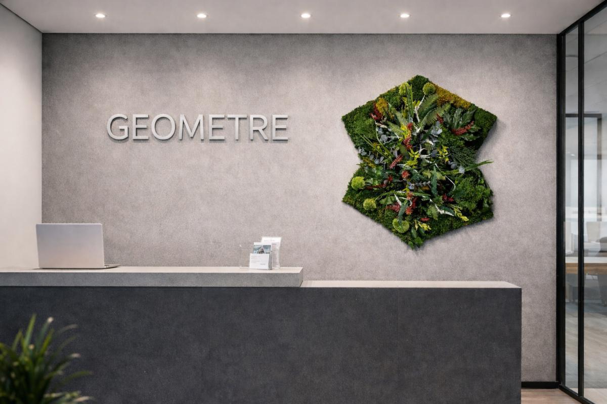 Lignes Vivantes— Œuvre végétale sur mesure Lignes Vivantes— Œuvre végétale sur mesure