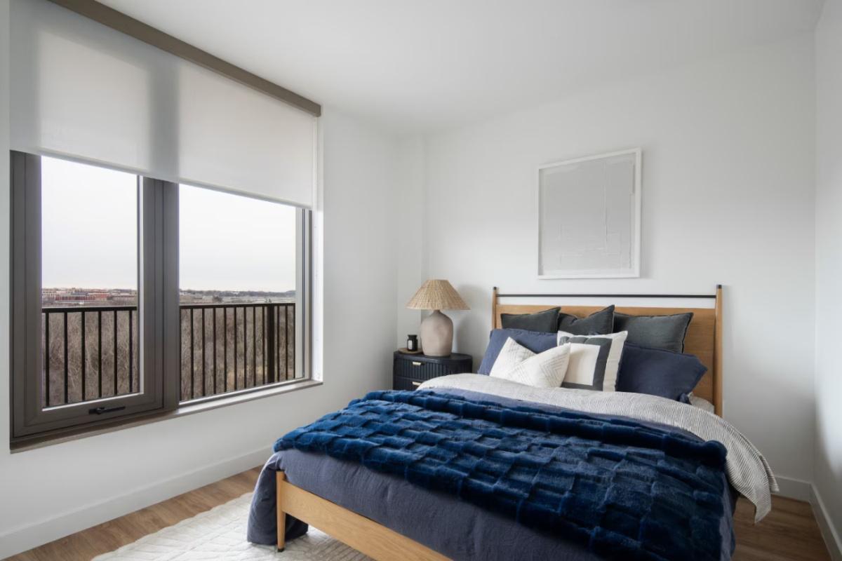 Stratos at Bridge District Stratos at Bridge District