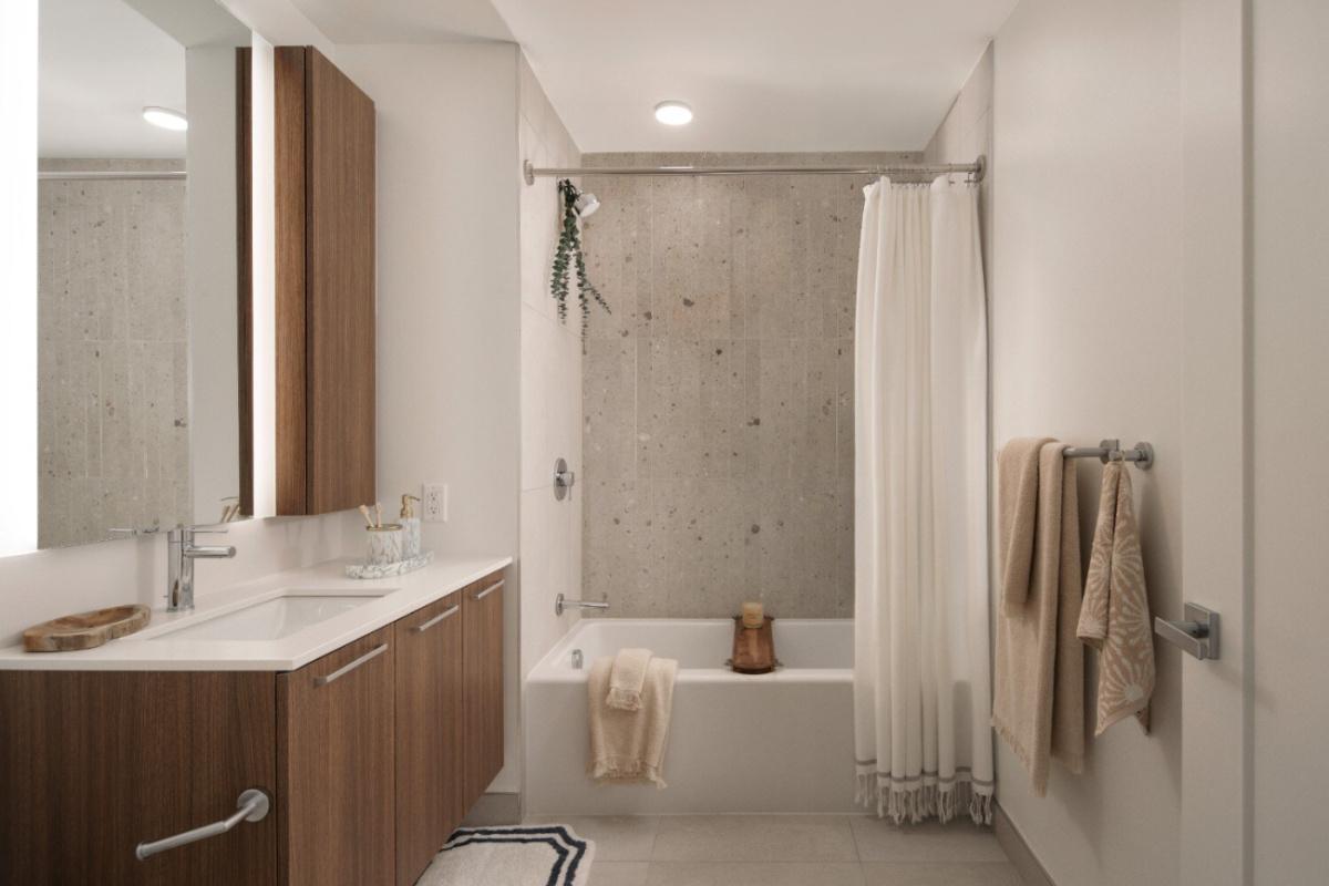 Stratos at Bridge District Stratos at Bridge District