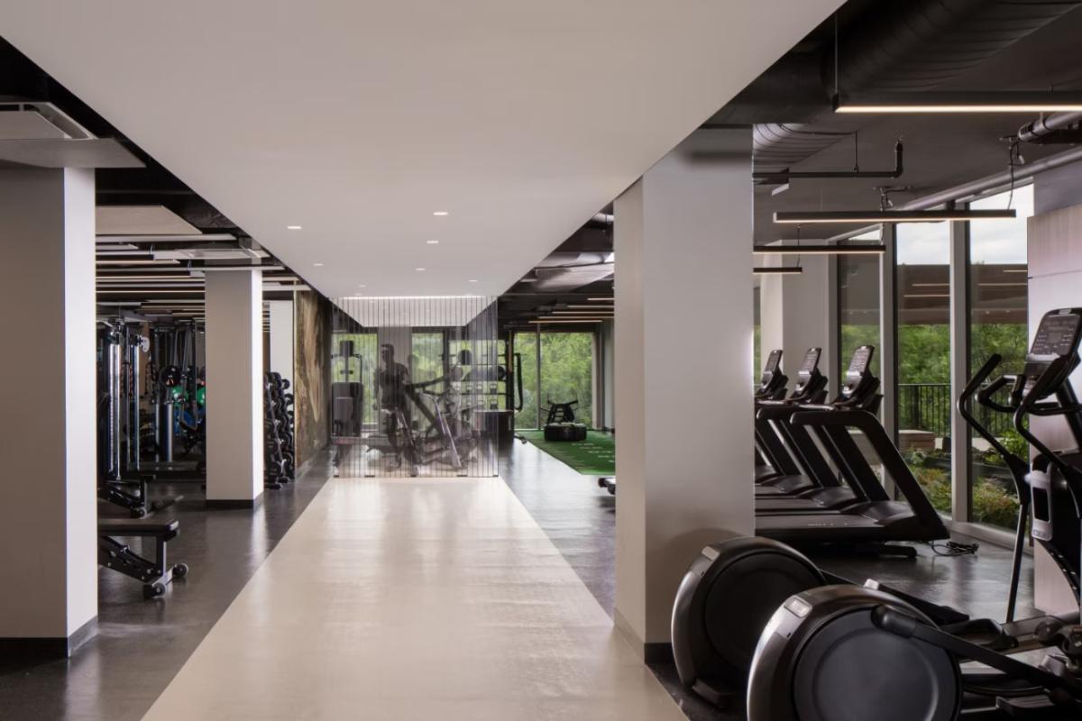 Stratos at Bridge District Stratos at Bridge District