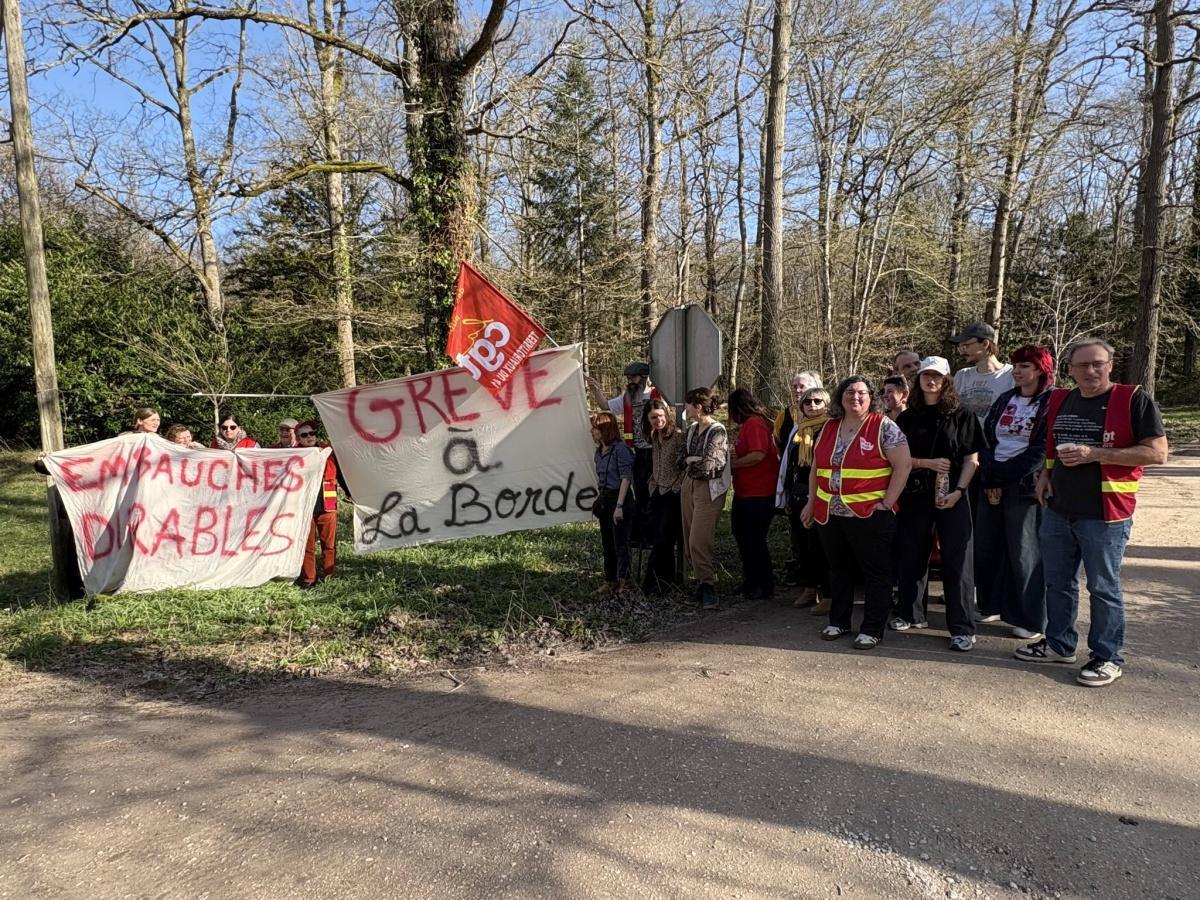 25 février 2026 - La mobilisation continue à la clinique de la Borde 25 février 2026 - La mobilisation continue à la clinique de la Borde