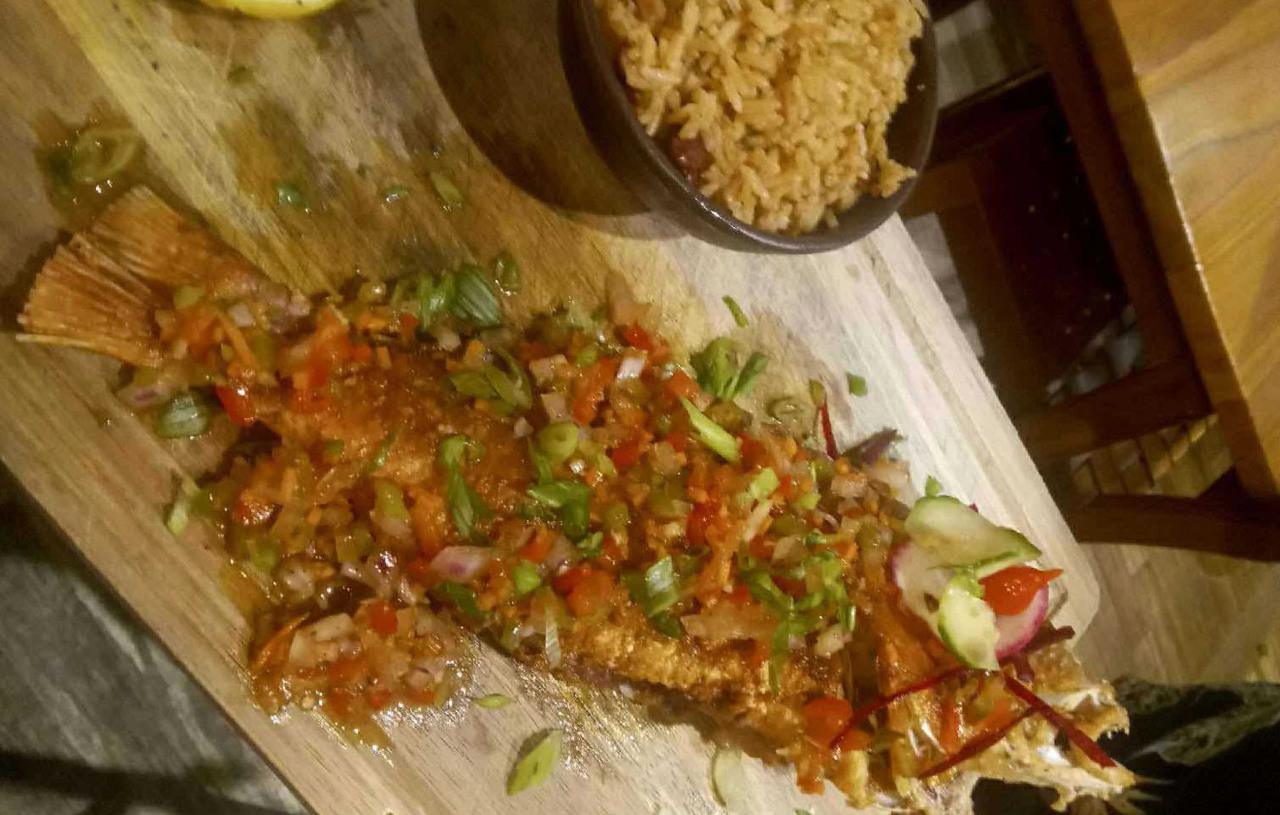 Vivaneau entier frit