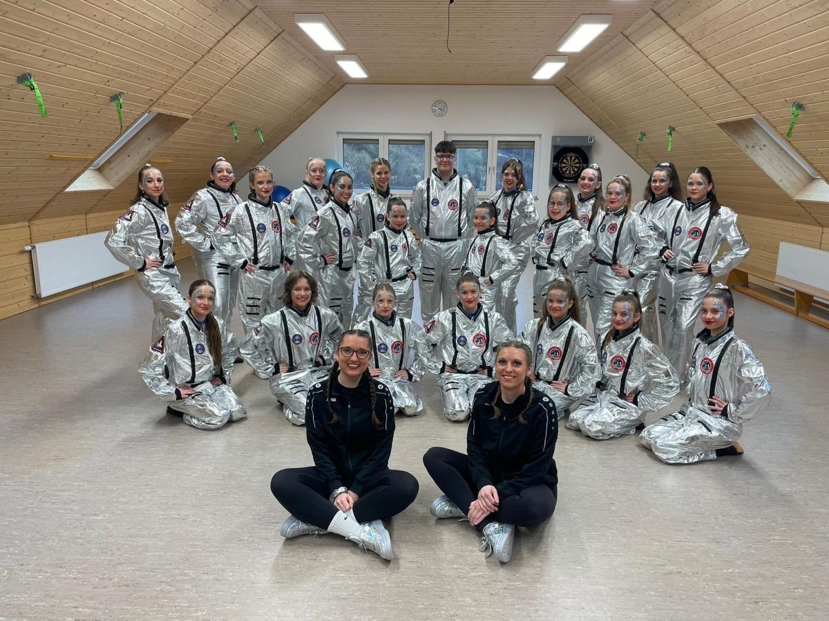 Tanzgruppen - Möhnen Tanzgruppen - Möhnen