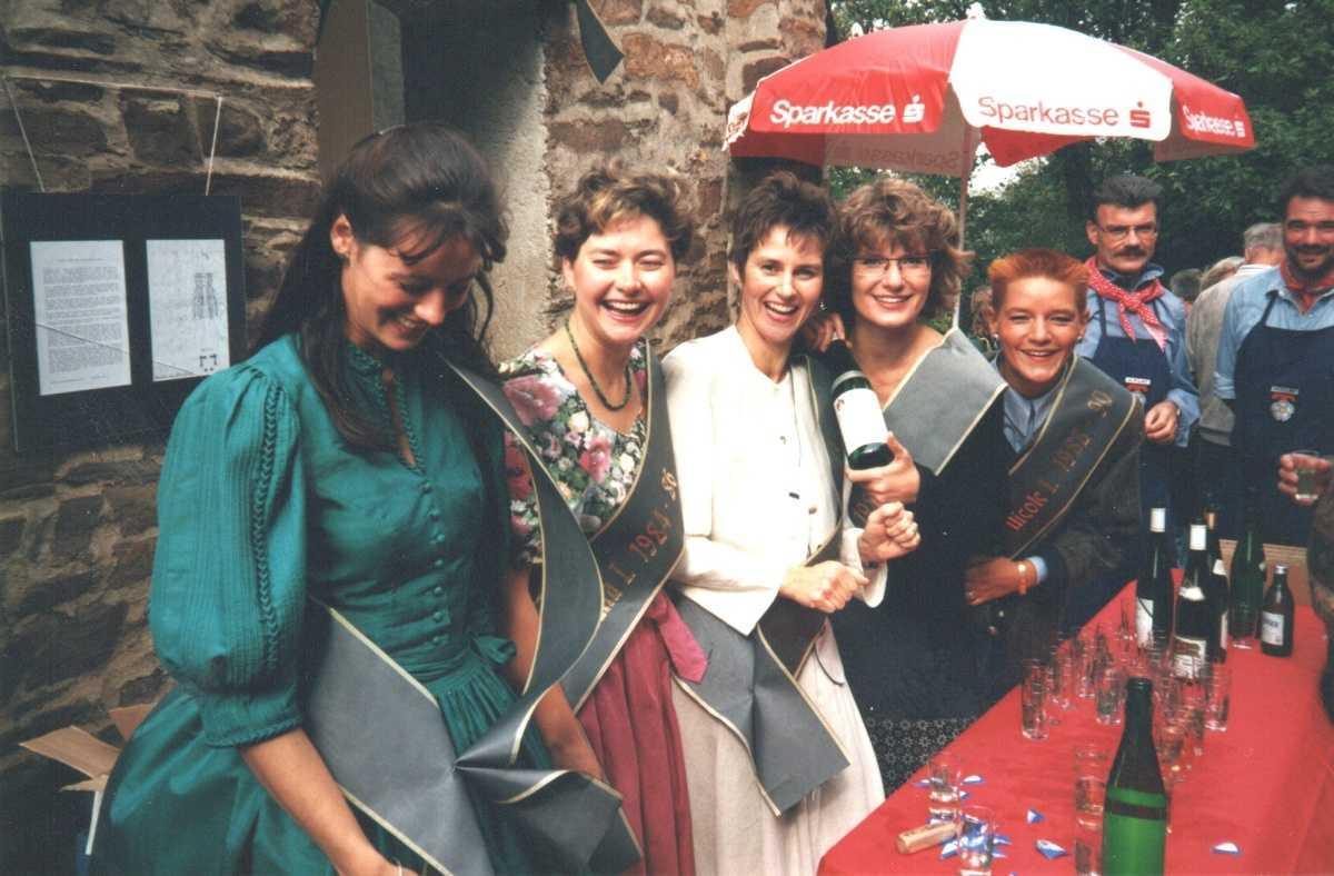 Weinfest - Wanderungen nach Lay