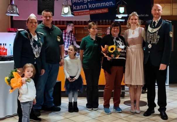 Schützenball des Schützenvereins St. Martin Lay – ein Abend voller guter Stimmung Schützenball des Schützenvereins St. Martin Lay – ein Abend voller guter Stimmung