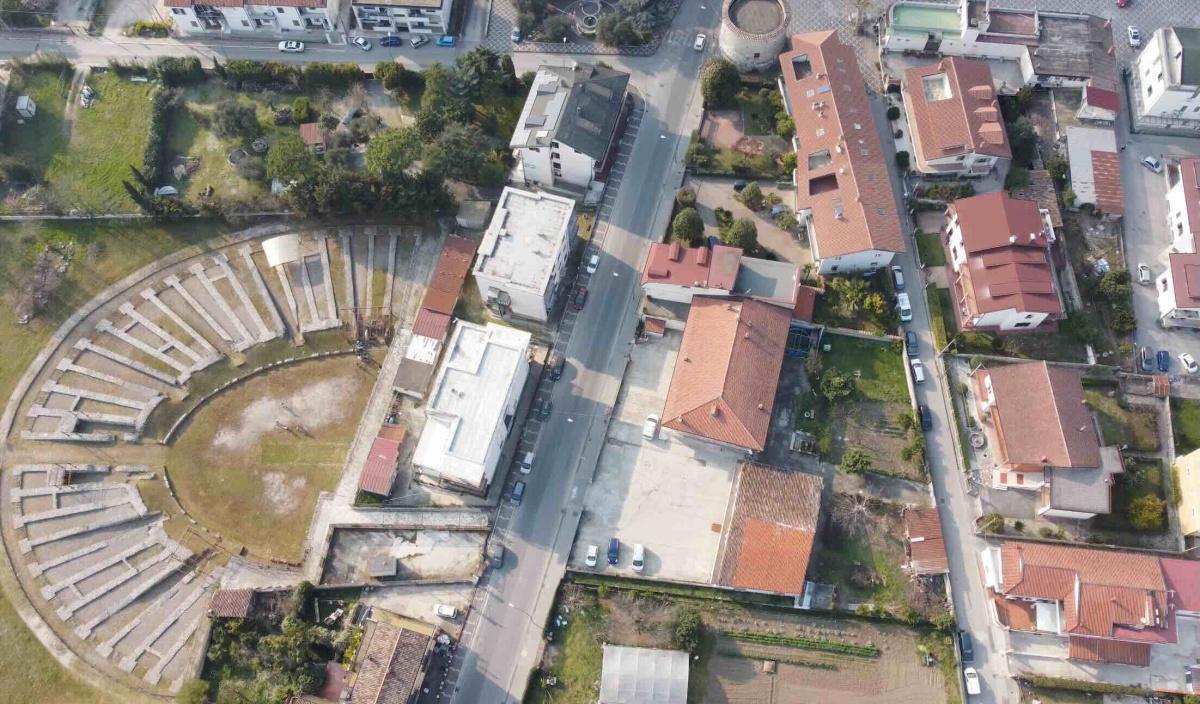 Anfiteatro Romano di Alife Anfiteatro Romano di Alife