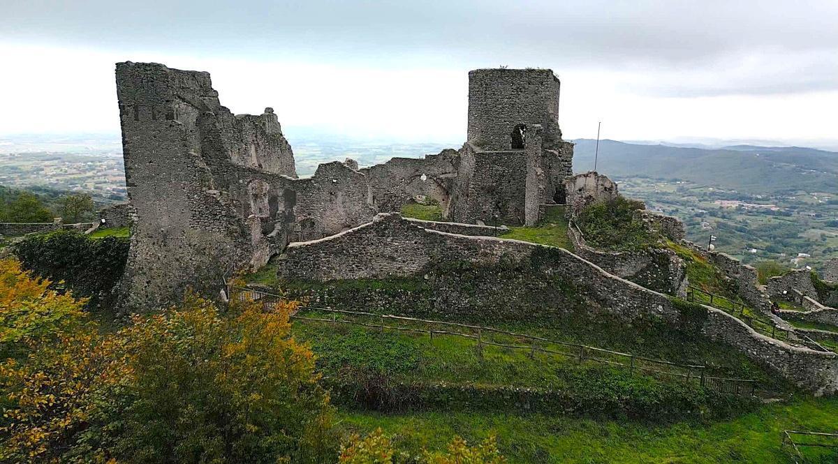 Castello di Gioia Sannitica 1 Castello di Gioia Sannitica 1