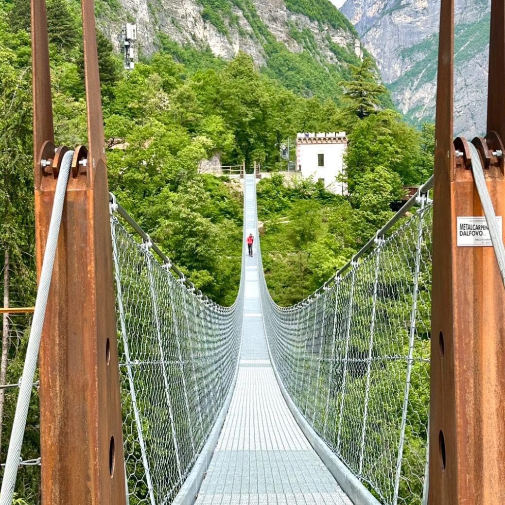 Ponte Sospeso - Suspension Bridge