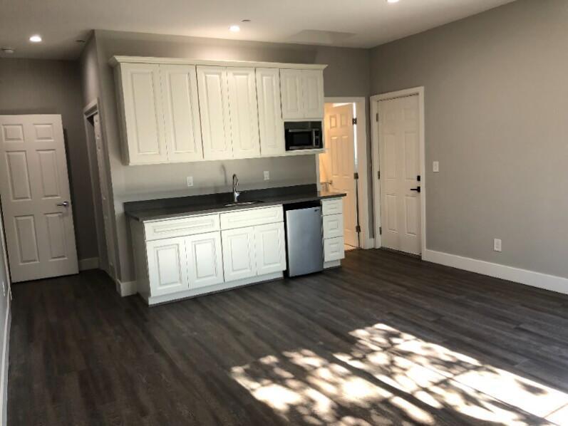 $1,500 / Month $1,500 / Month