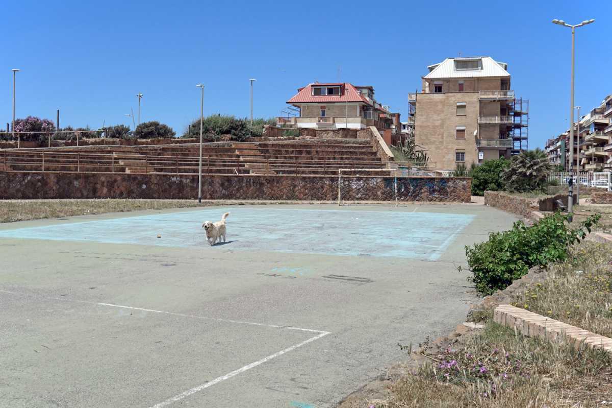 Degrado Canpo da Basket al Parco Willy Ferrero, Nuova Ostia Degrado Canpo da Basket al Parco Willy Ferrero, Nuova Ostia