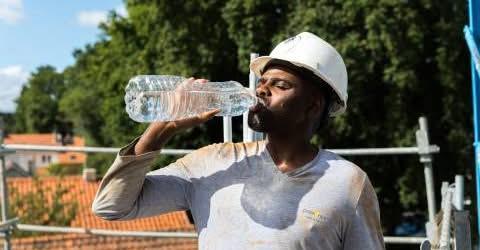 [FAQ] Fortes chaleurs au travail : quels sont vos droits ?