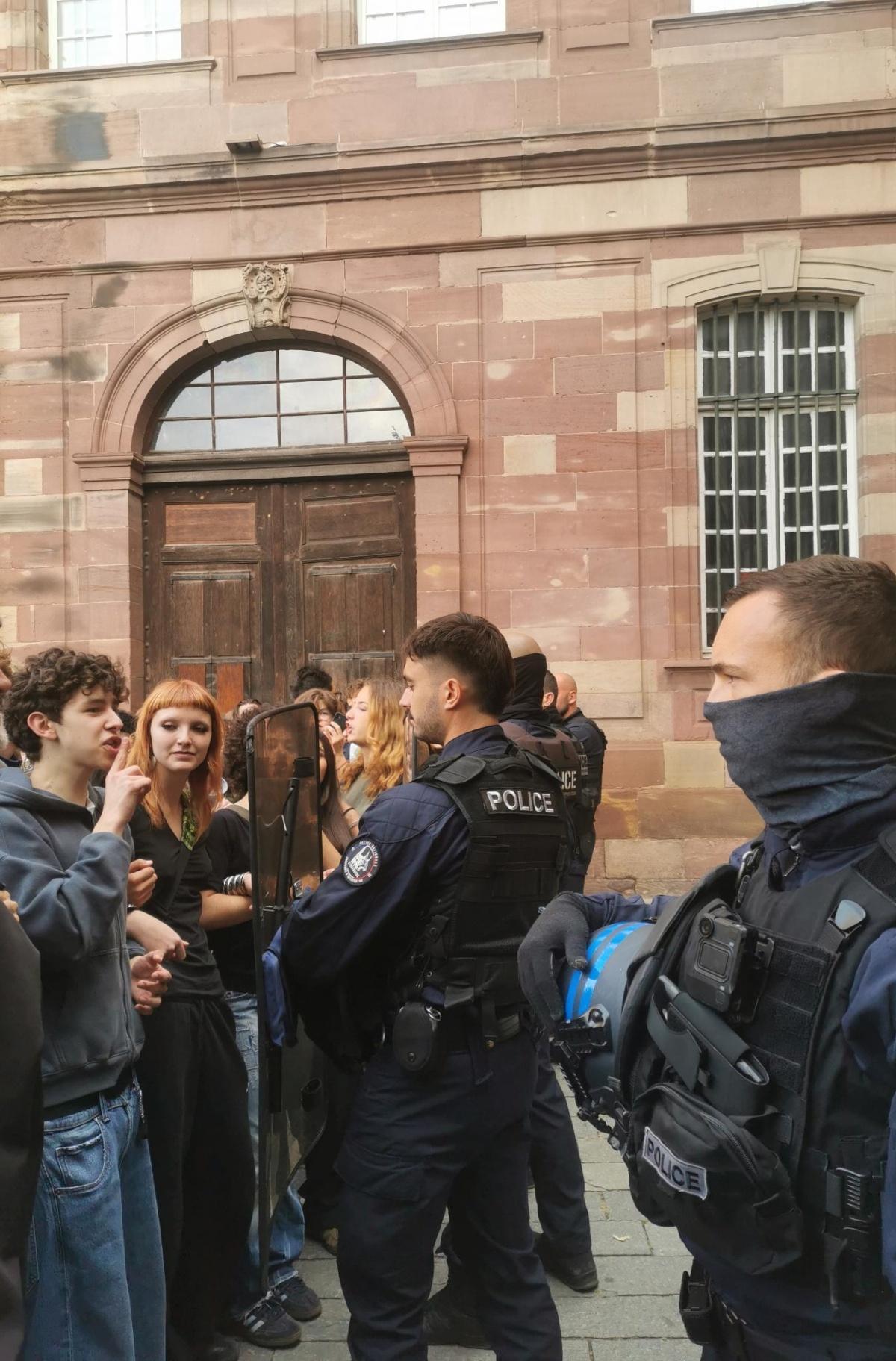 Blocage du lycée Fustel à Strasbourg
