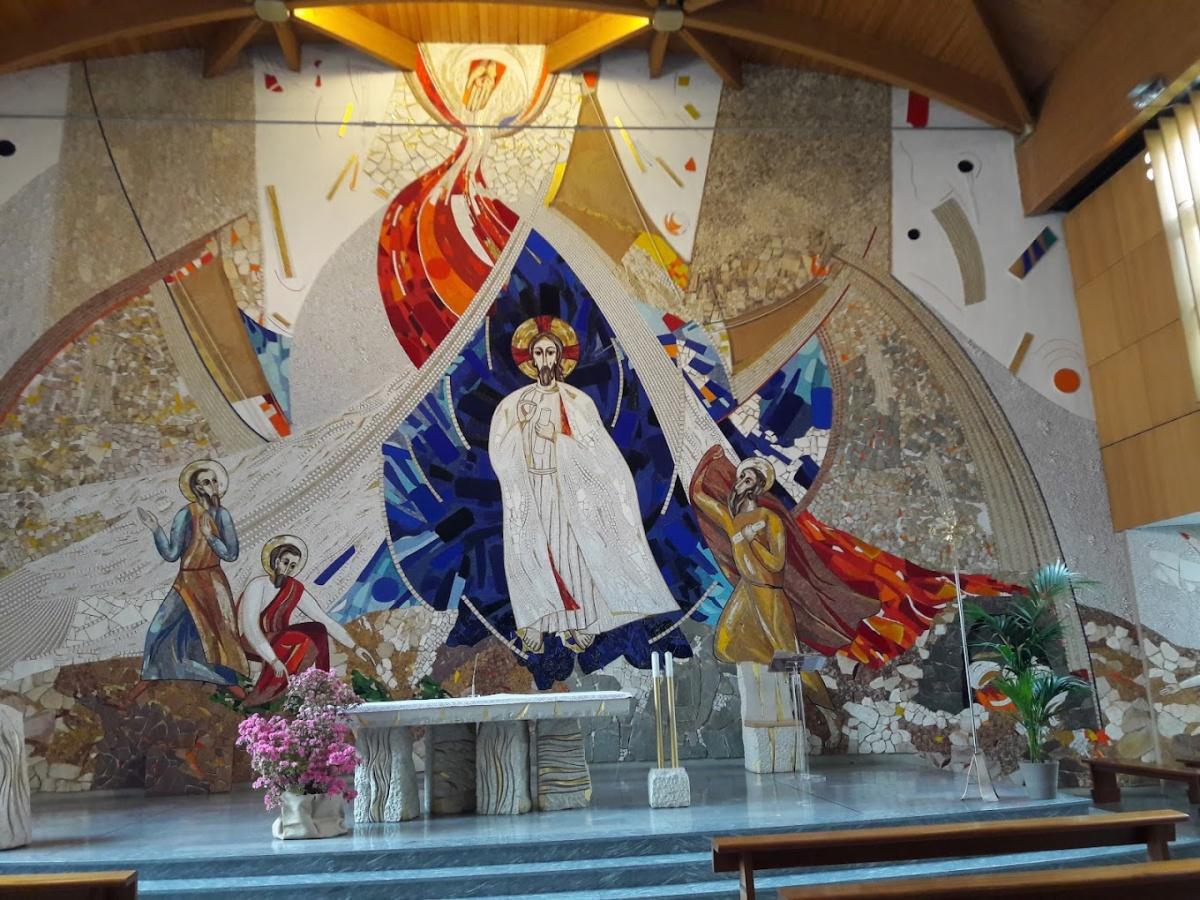 Un Eremo in Città. Adorazione Eucaristica ai SS Giacomo e Giovanni Un Eremo in Città. Adorazione Eucaristica ai SS Giacomo e Giovanni