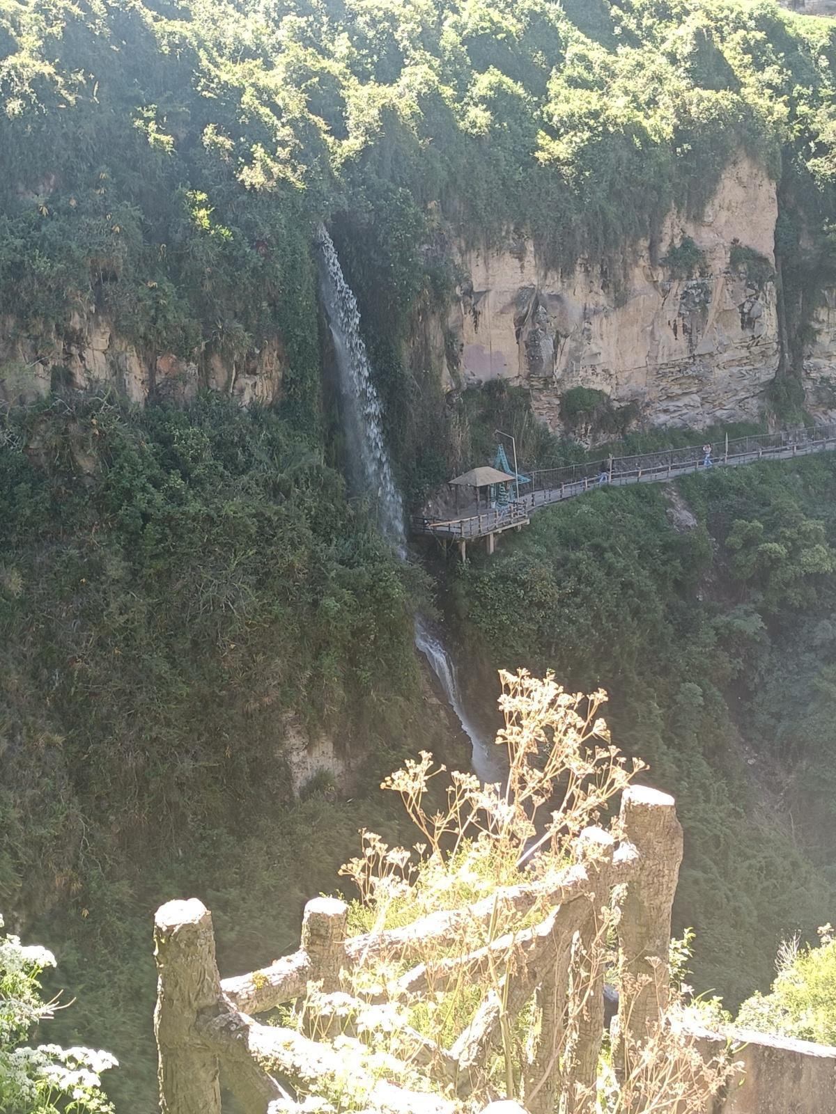 La Cascada La Cascada