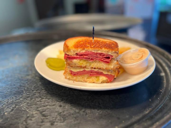  The Glossie River / Crager's