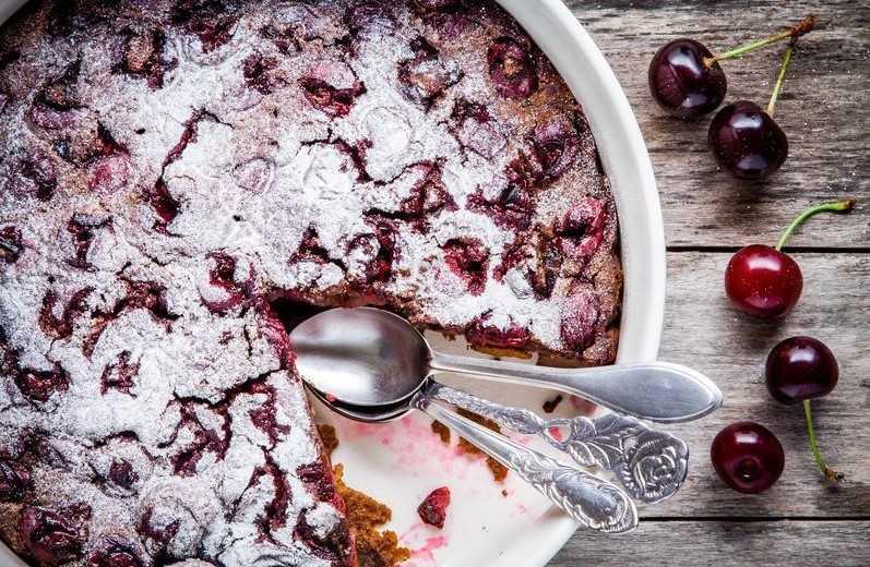  CHERRY CLAFOUTIS