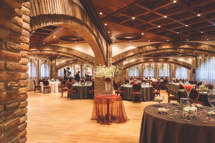 Sobre Nosaltres Sobre Nosaltres