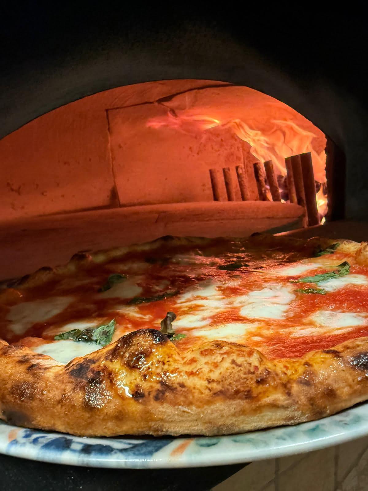 Garden Bar Pizzeria Garden Bar Pizzeria
