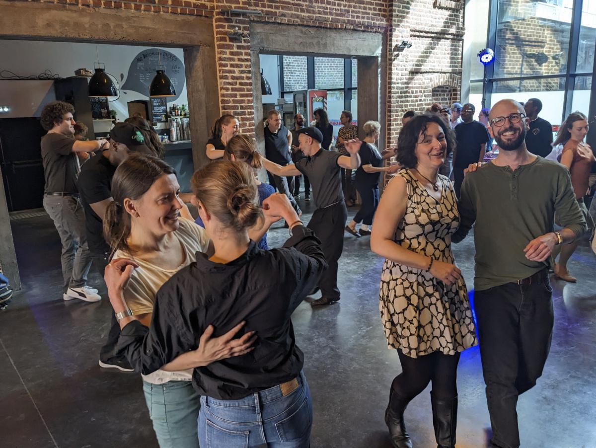 Bulle de Swing à la Bulle Café