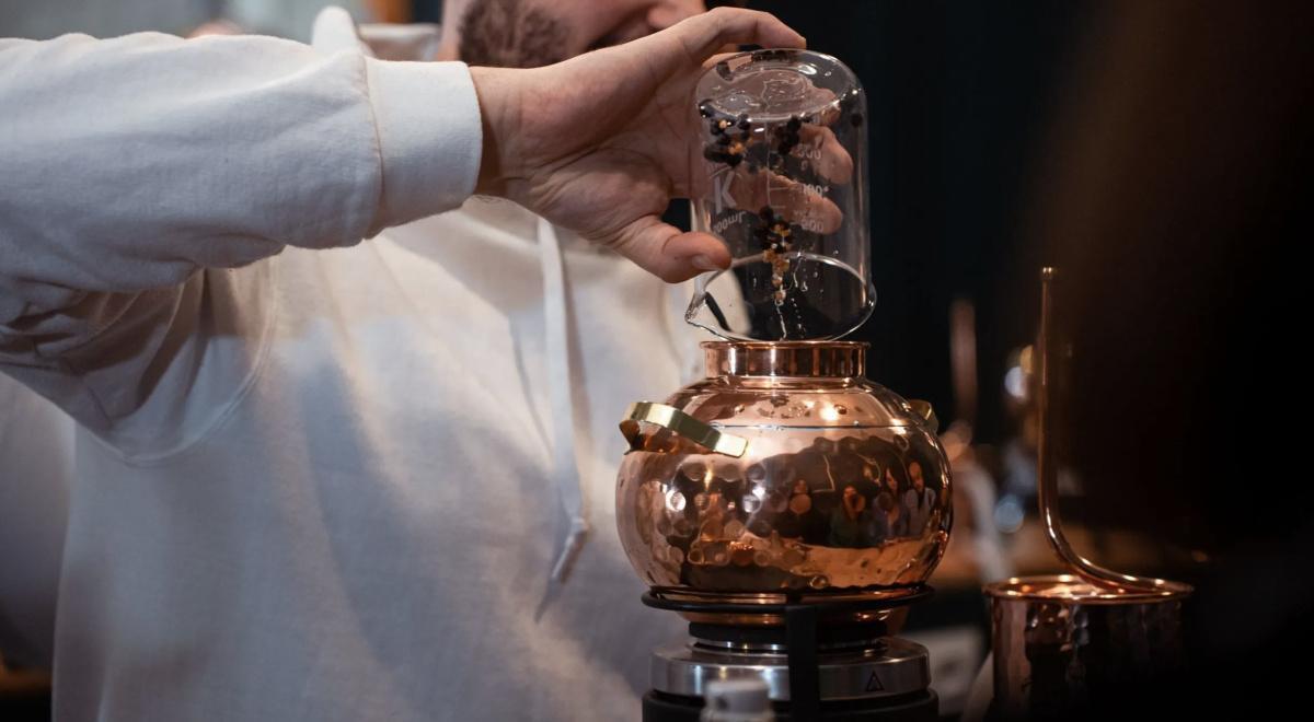 Distillez votre gin et repartez avec votre bouteille de 70 cl