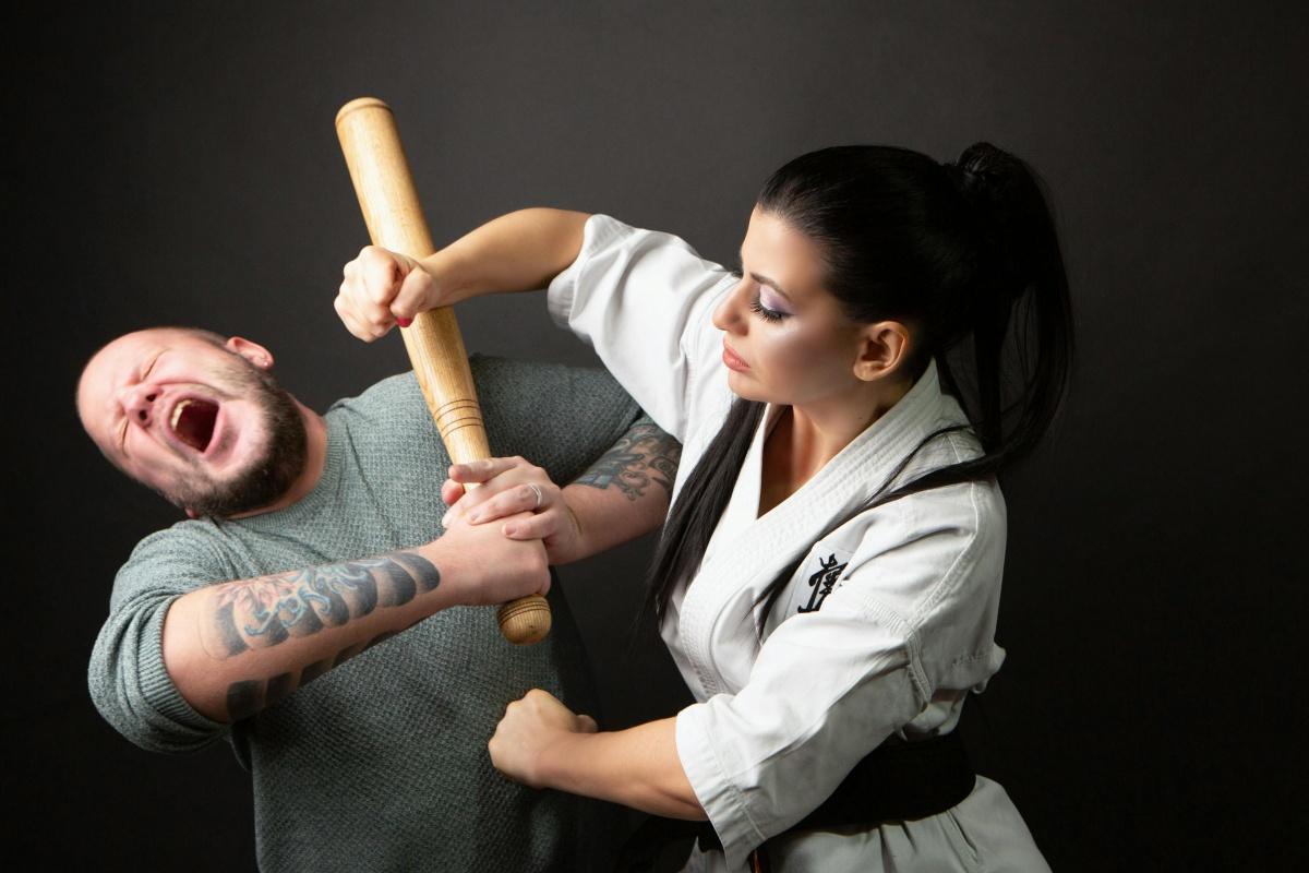 Sortie Entrepotes : Initiation Self-Défense Féminine Sortie Entrepotes : Initiation Self-Défense Féminine