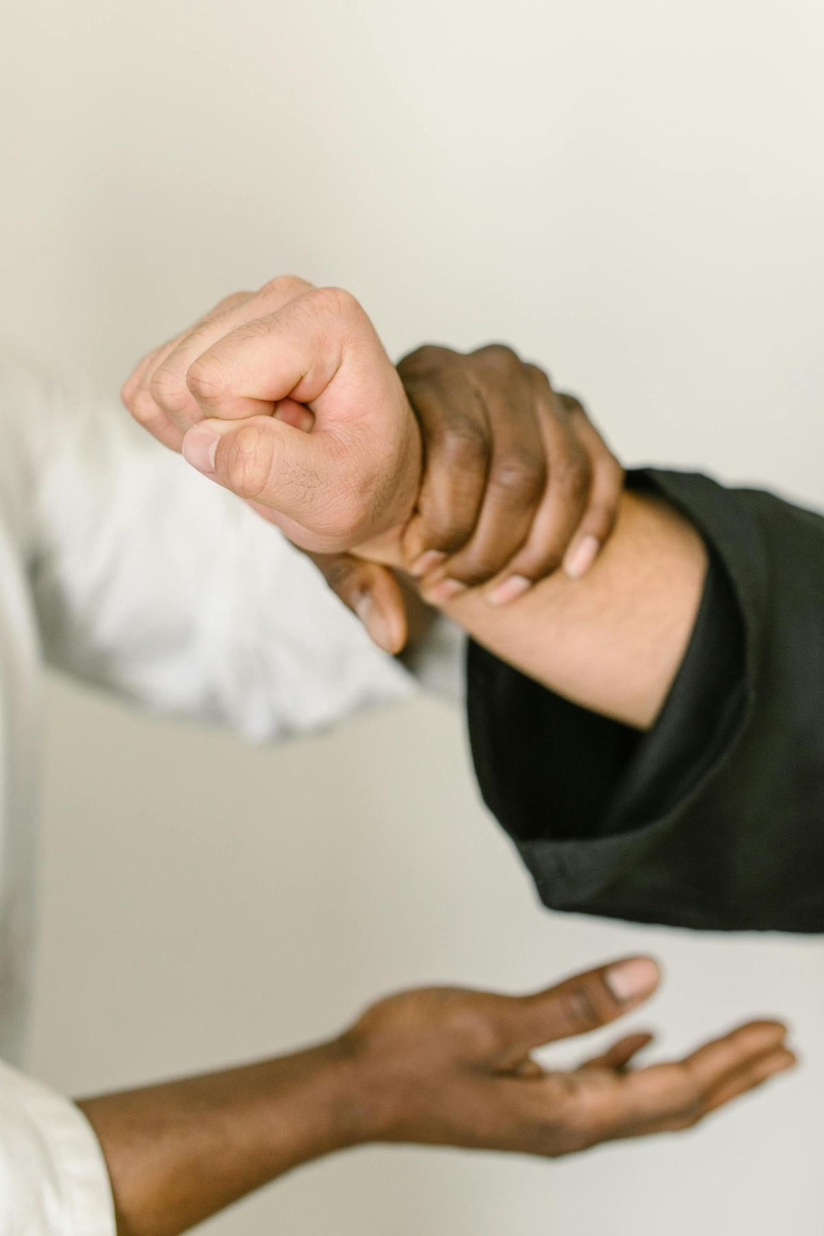 ⭐️ Sortie Entrepotes : Initiation Self-Défense Féminine