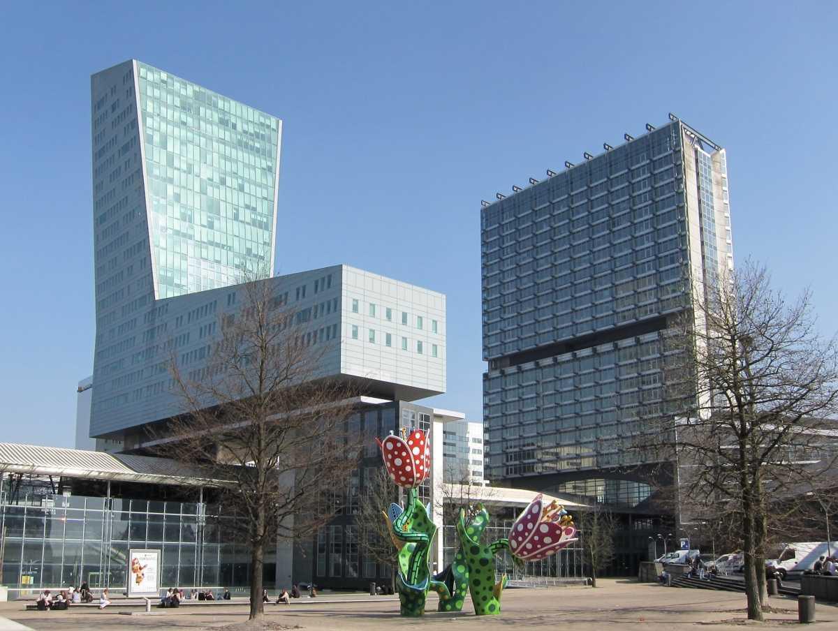 Euralille : Guide du Quartier d'Affaires & Shopping de Lille
