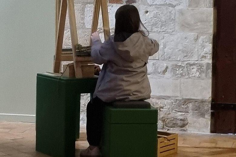 Parcours tissé "Sur un fil" au Musée de l'Hospice Comtesse