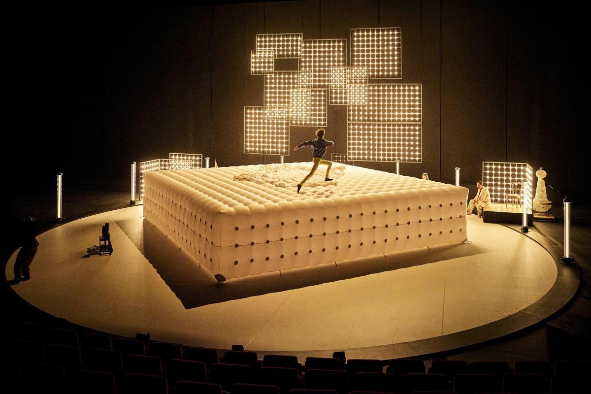 Histoire d'un Cid, mis en scène par Jean Bellorini, au Théâtre du Nord Histoire d'un Cid, mis en scène par Jean Bellorini, au Théâtre du Nord