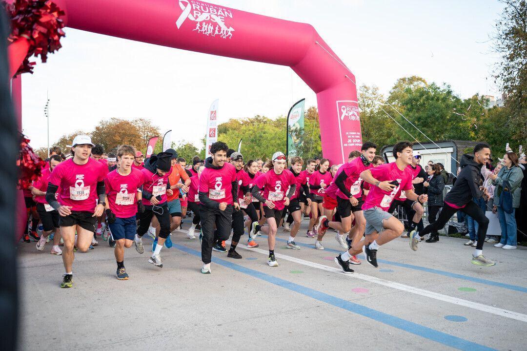 Challenge du Ruban Rose au Champ de Mars Challenge du Ruban Rose au Champ de Mars