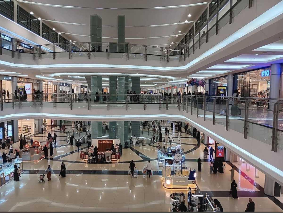 Al Qasr Mall - القصر مول Al Qasr Mall - القصر مول