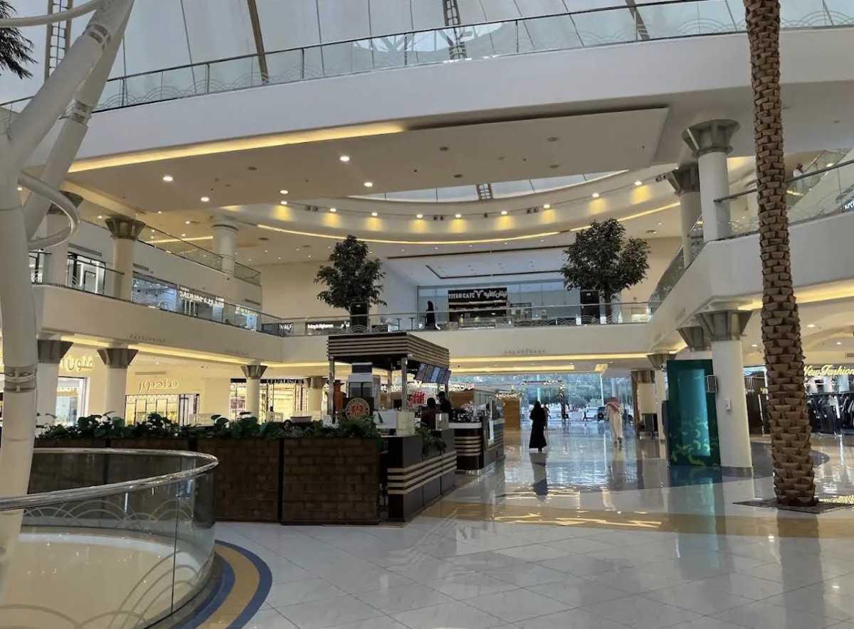 Royal Mall - رويال مول Royal Mall - رويال مول