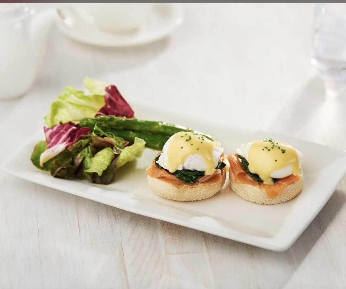 Cafe Bateel & Bateel - Tahlia Street - مقهى بتيل- شارع التحلية Cafe Bateel & Bateel - Tahlia Street - مقهى بتيل- شارع التحلية