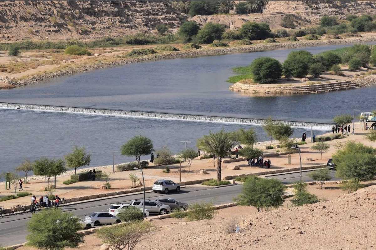 Lakes Park - منتزة البحيرات Lakes Park - منتزة البحيرات