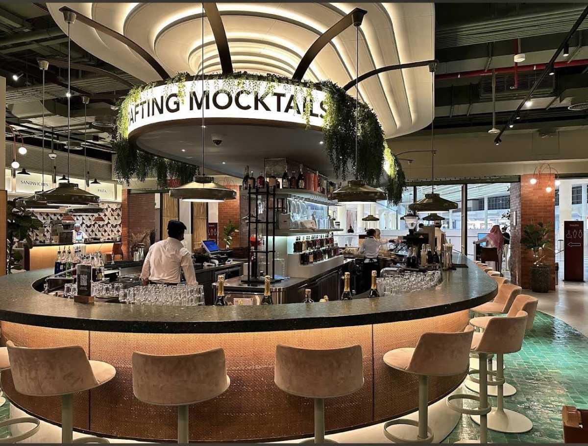 Al Mamlaka Social Dining - المملكة سوشيال داينينغ Al Mamlaka Social Dining - المملكة سوشيال داينينغ