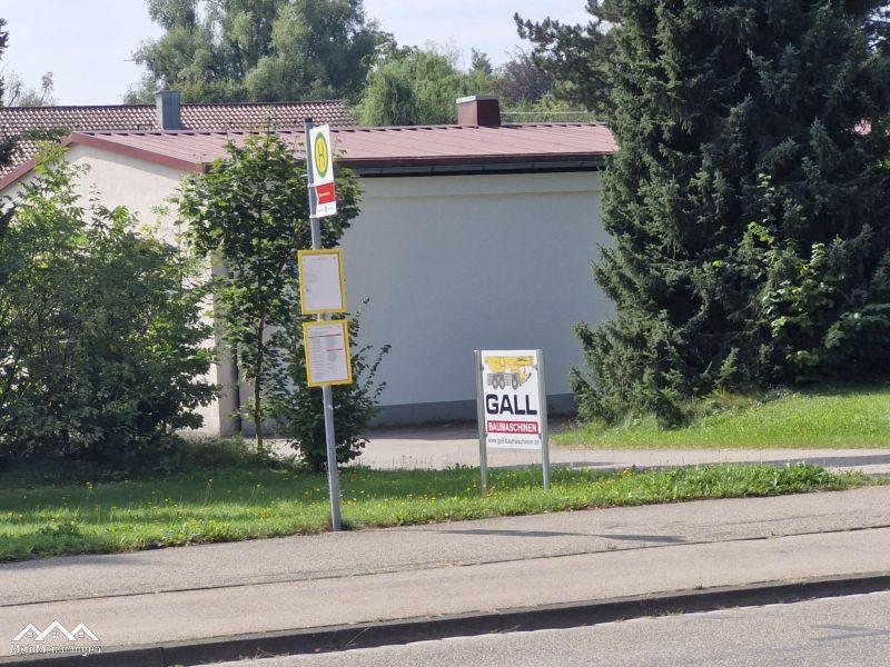 Bushaltestelle Bismarckstr./Frundsbergstr. Bushaltestelle Bismarckstr./Frundsbergstr.