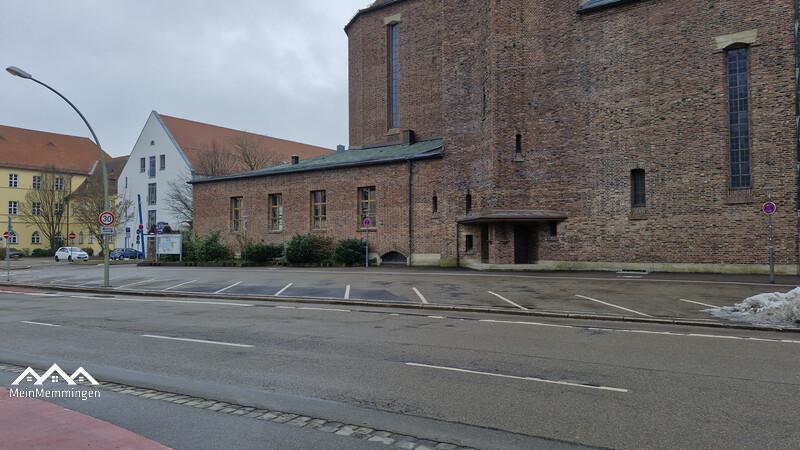 Parkplätze bei der St.-Josefs-Kirche