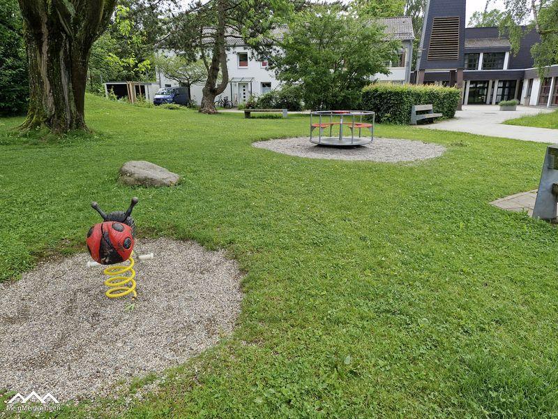 Spielplatz Rügenstraße Spielplatz Rügenstraße