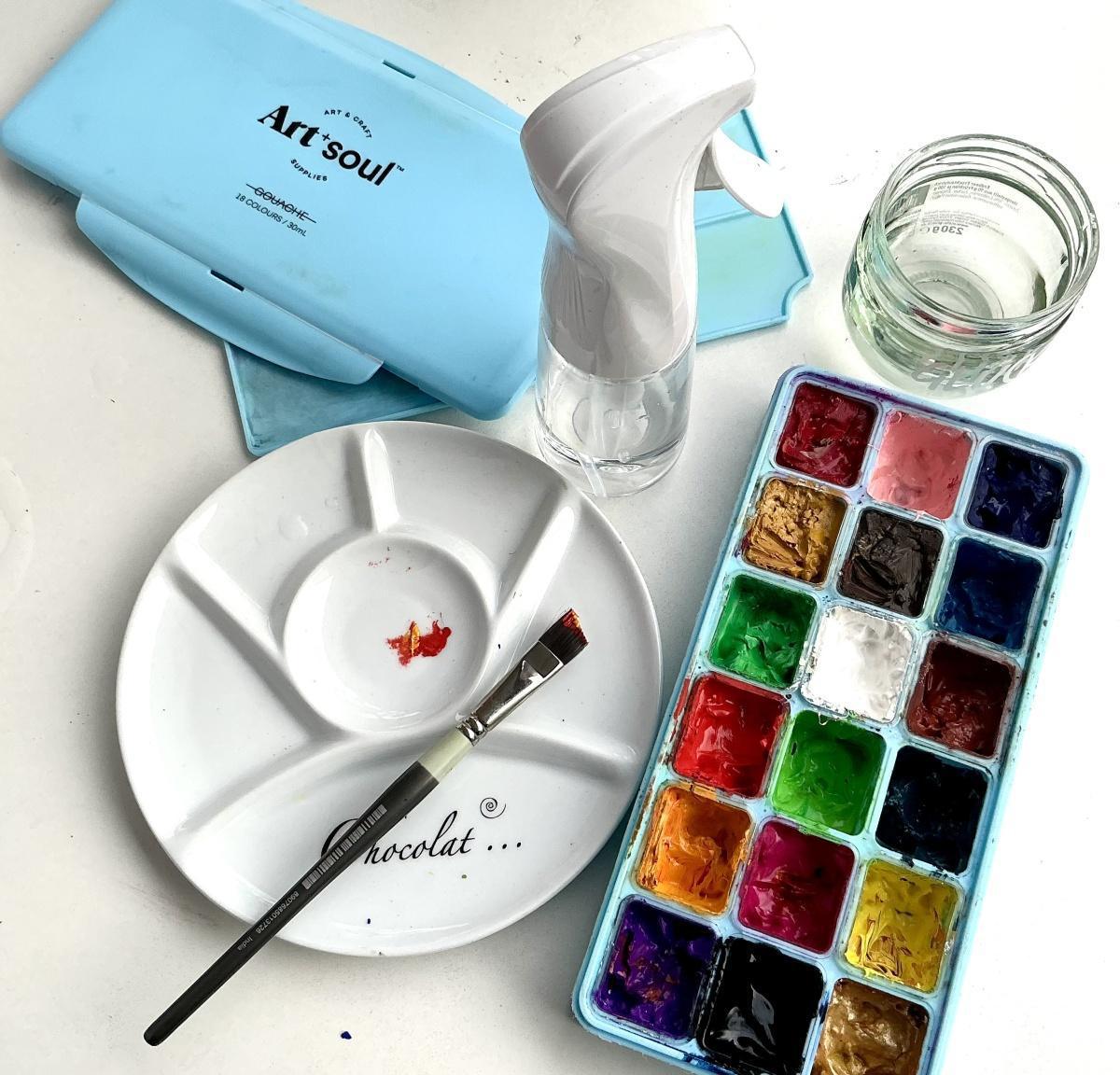 Materialien: Skizzenbuch und Farben