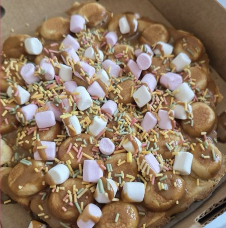 Toffee sauce with Marshmallows and sprinkles
