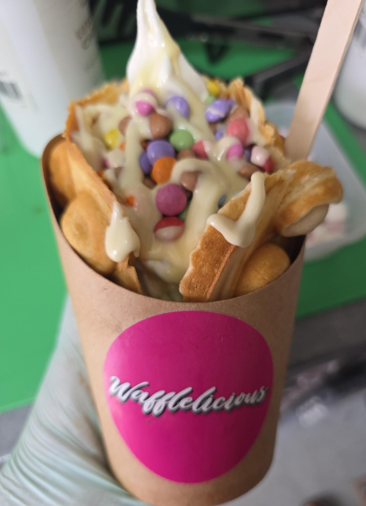 White Chocolate and Smarties bubble waffle