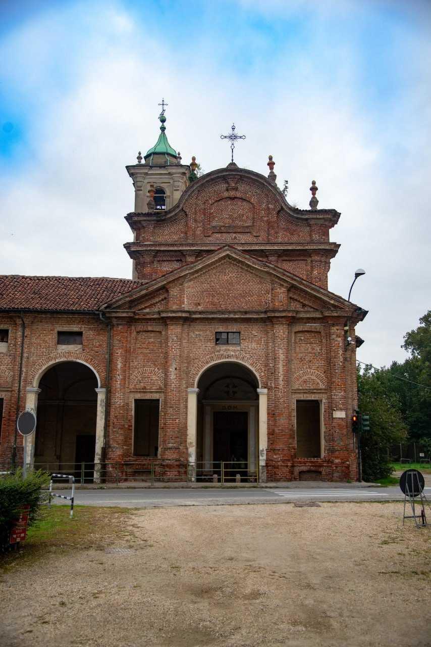 Chiesa Parrocchiale della Visitazione di Maria Vergine - Parish Church of the Visitation of the Virgin Mary Chiesa Parrocchiale della Visitazione di Maria Vergine - Parish Church of the Visitation of the Virgin Mary