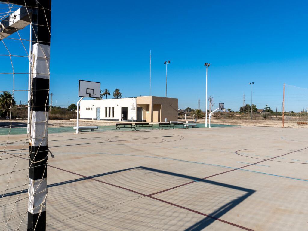 Polideportivo Las Bayas Polideportivo Las Bayas